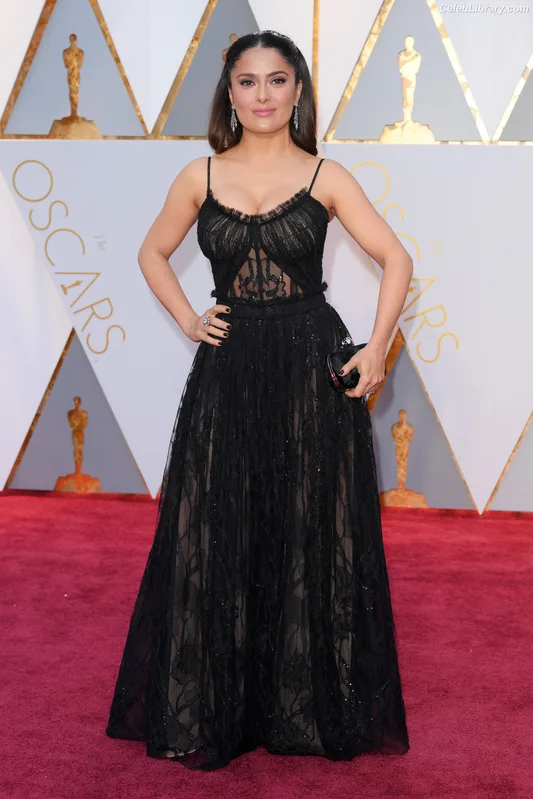 Salma Hayek photo 8 of 3053