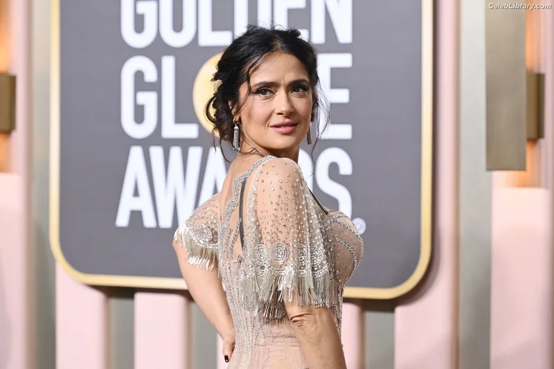 Salma Hayek photo 22 of 3053