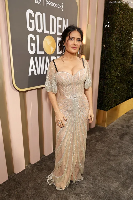 Salma Hayek photo 16 of 3053