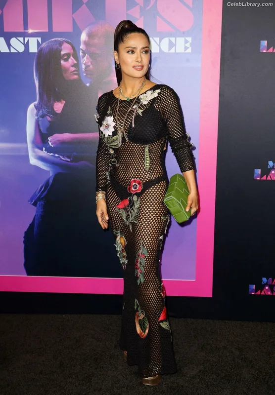 Salma Hayek photo 23 of 3053