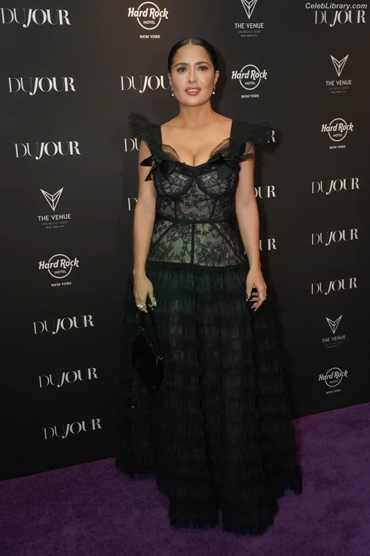 Salma Hayek photo 21 of 3053