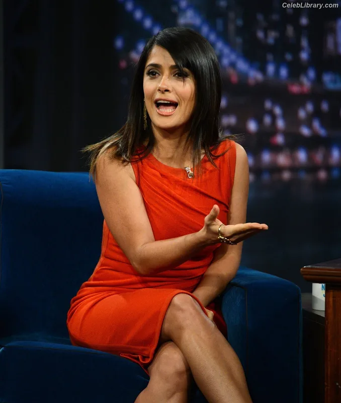 Salma Hayek photo 22 of 3053