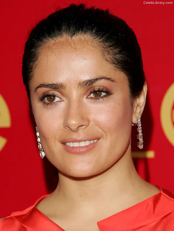 Salma Hayek photo 14 of 3053