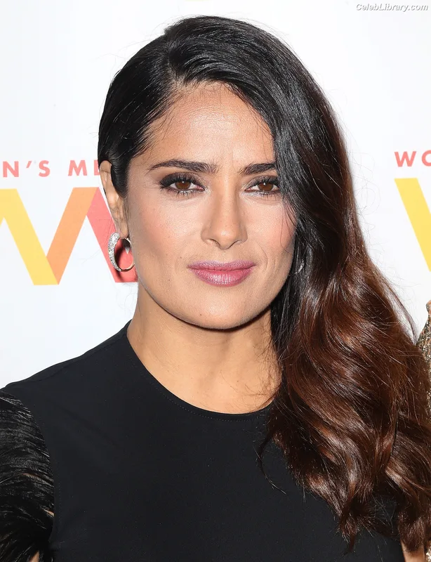 Salma Hayek photo 20 of 3053