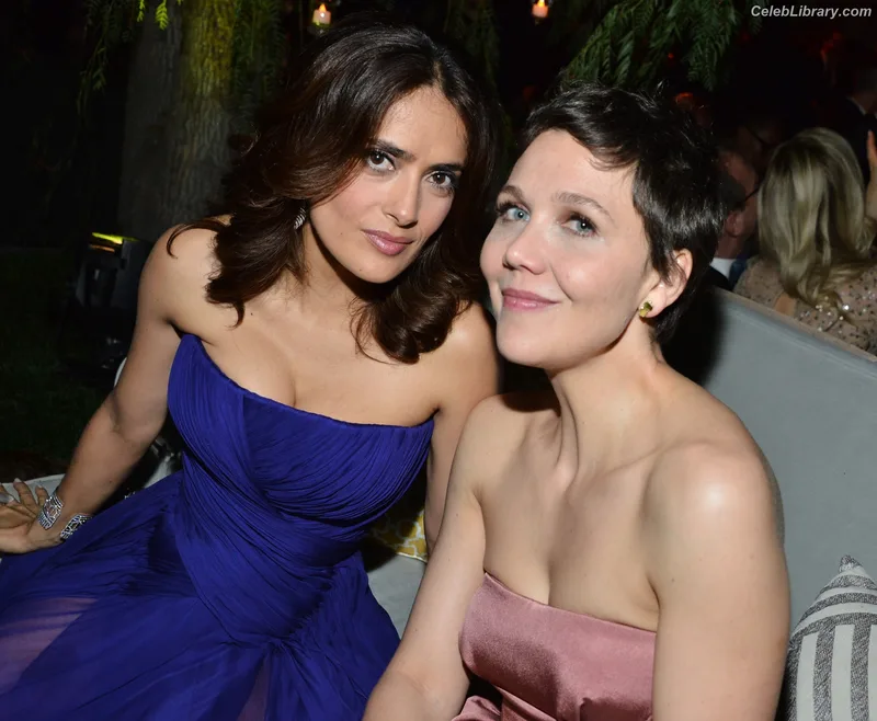 Salma Hayek photo 21 of 3053