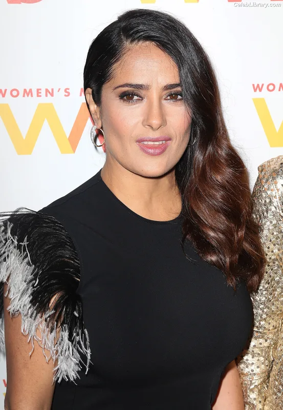 Salma Hayek photo 4 of 3053
