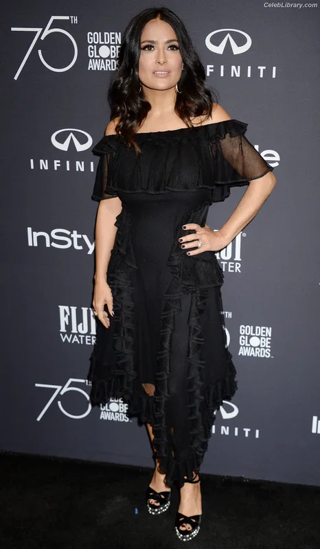 Salma Hayek photo 15 of 3053