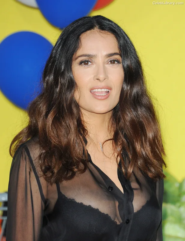 Salma Hayek photo 11 of 3053