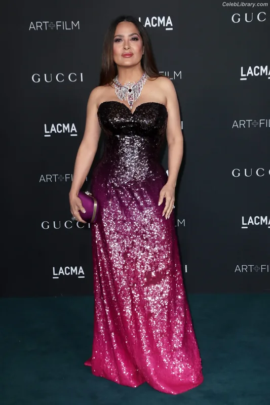 Salma Hayek photo 23 of 3053