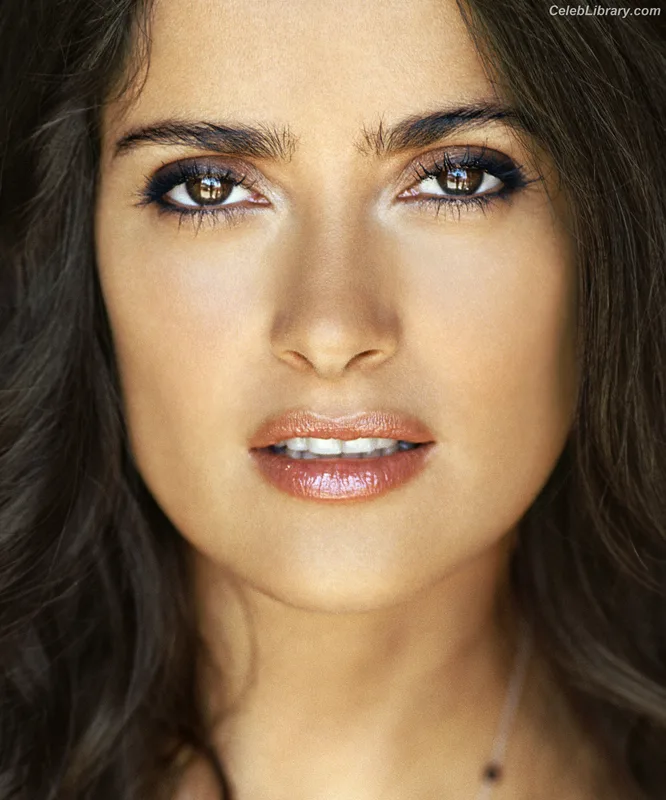Salma Hayek photo 6 of 3053