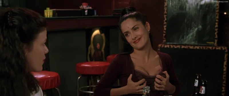 Salma Hayek photo 23 of 3053