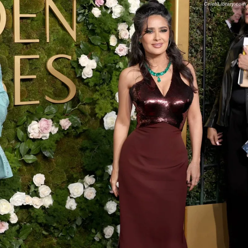 Salma Hayek photo 19 of 3053