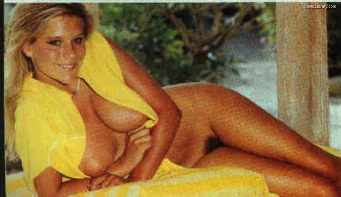 Samantha Fox photo 9 of 97