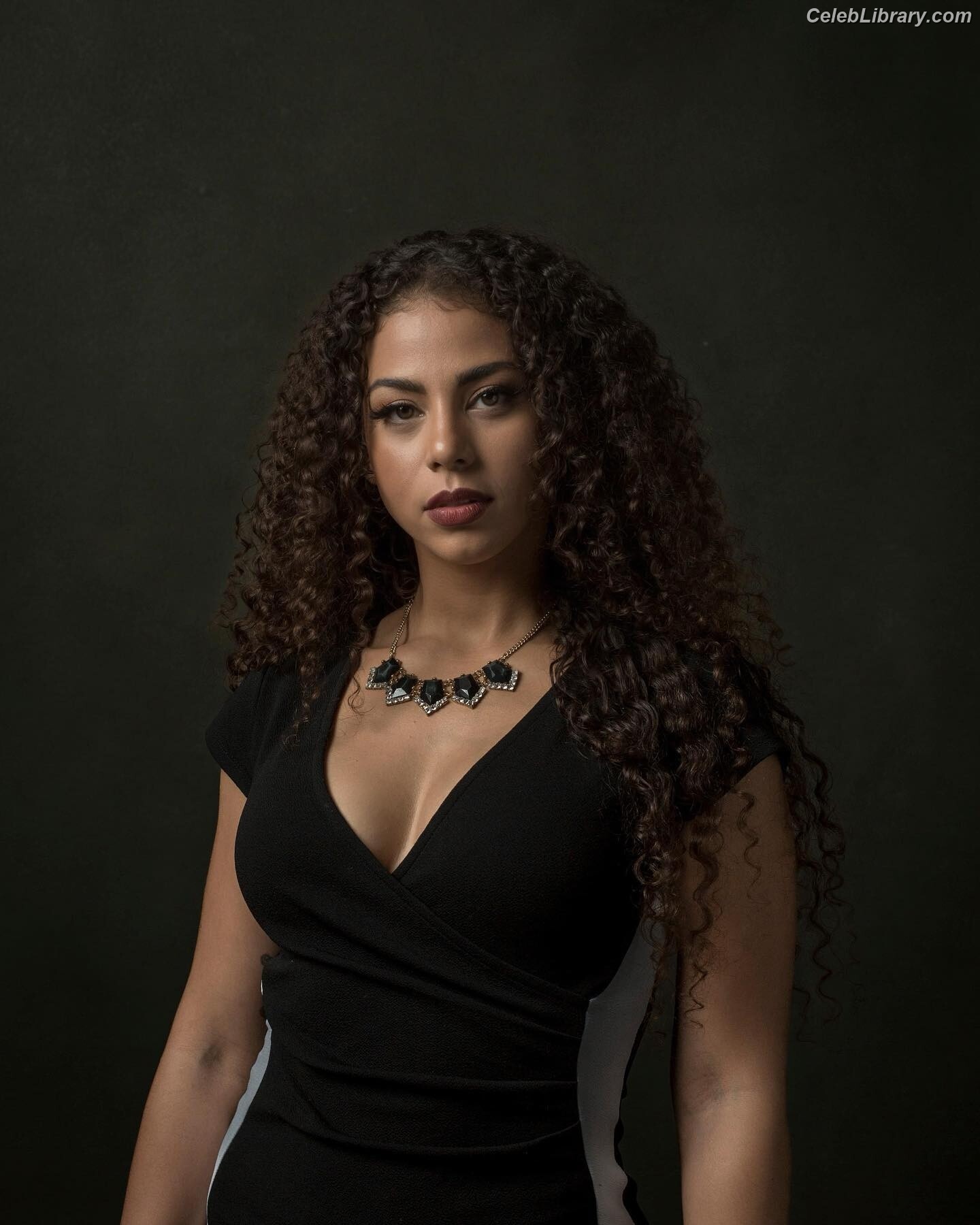 Samantha Irvin photo 6 of 623