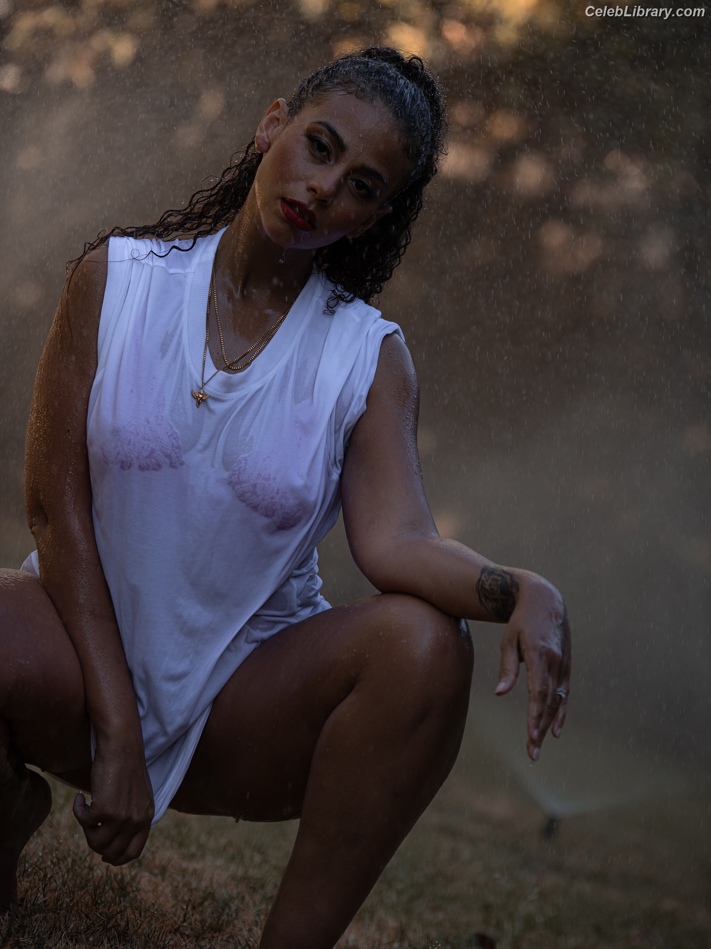 Samantha Irvin photo 20 of 623