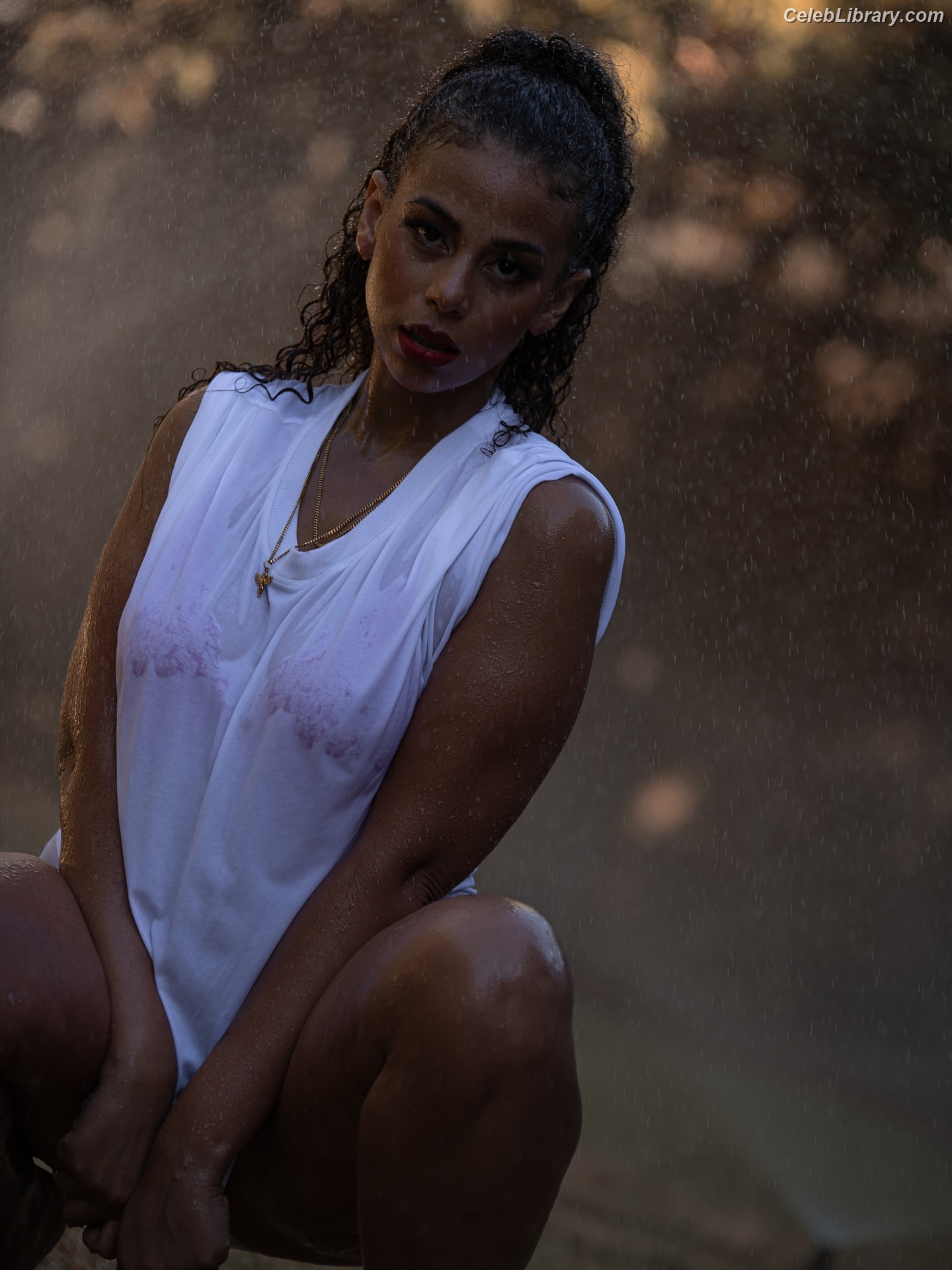 Samantha Irvin photo 21 of 623