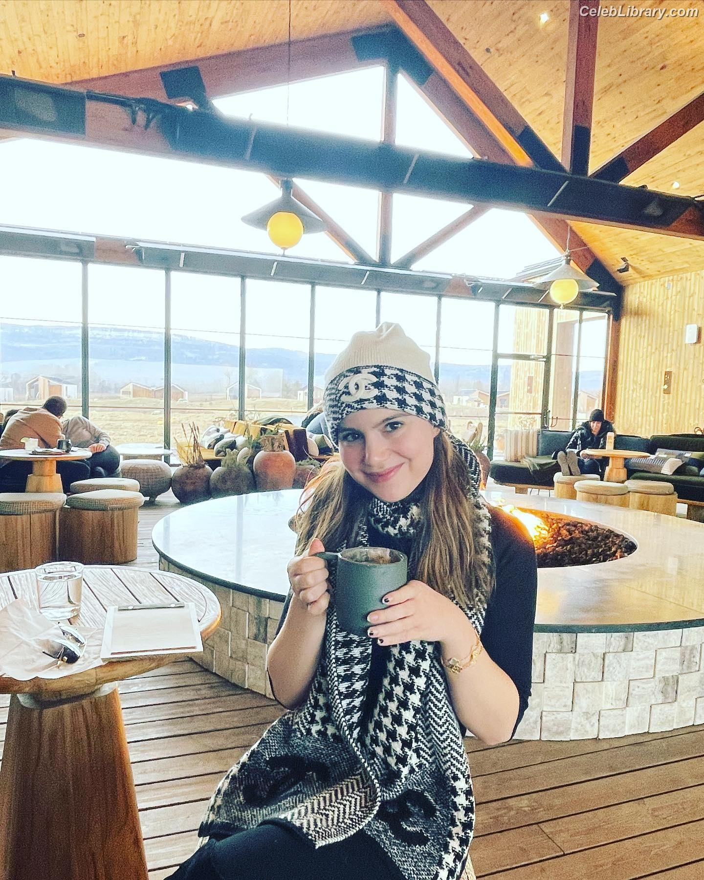 Sami Gayle photo 22 of 136
