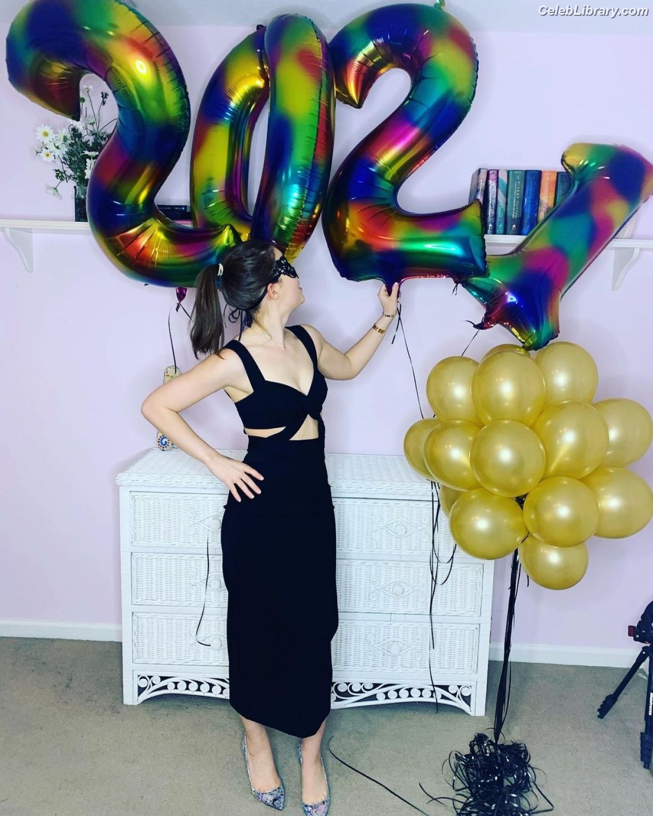 Sami Gayle photo 19 of 136
