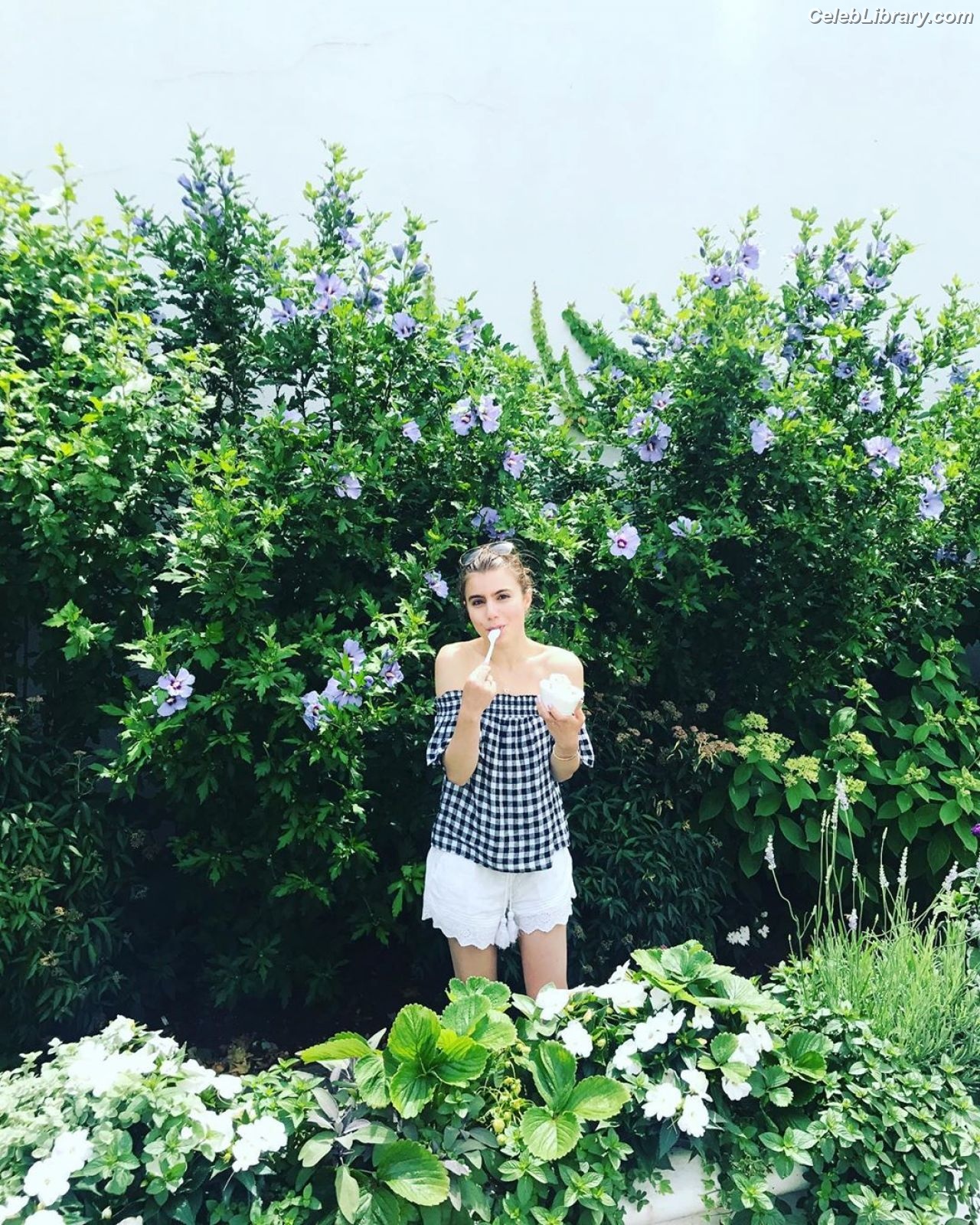 Sami Gayle photo 17 of 136