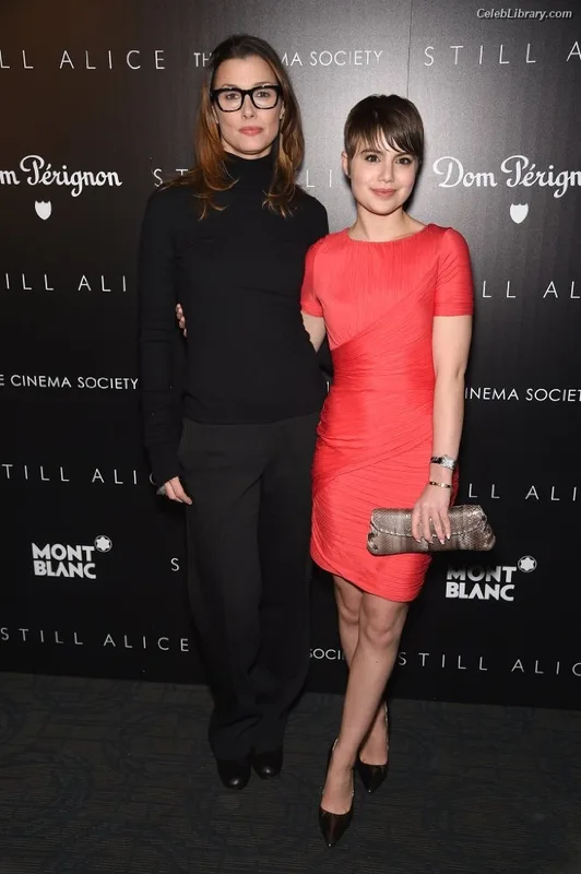 Sami Gayle photo 1 of 136