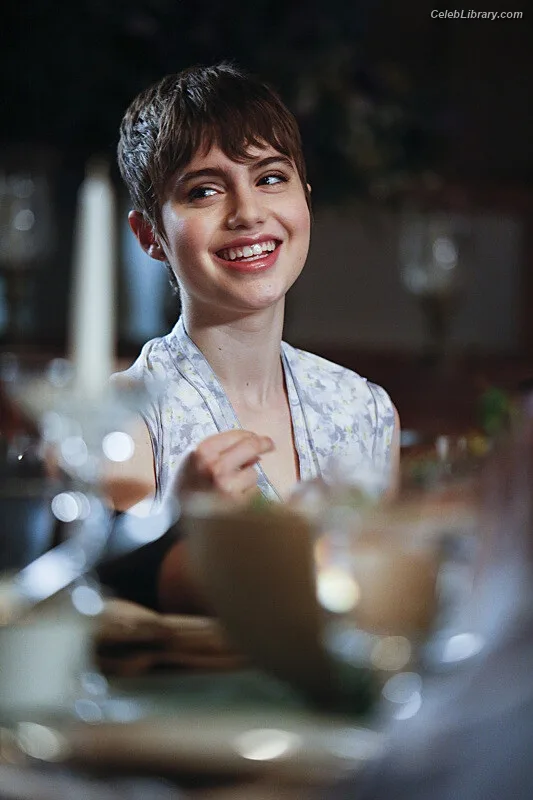 Sami Gayle photo 4 of 136