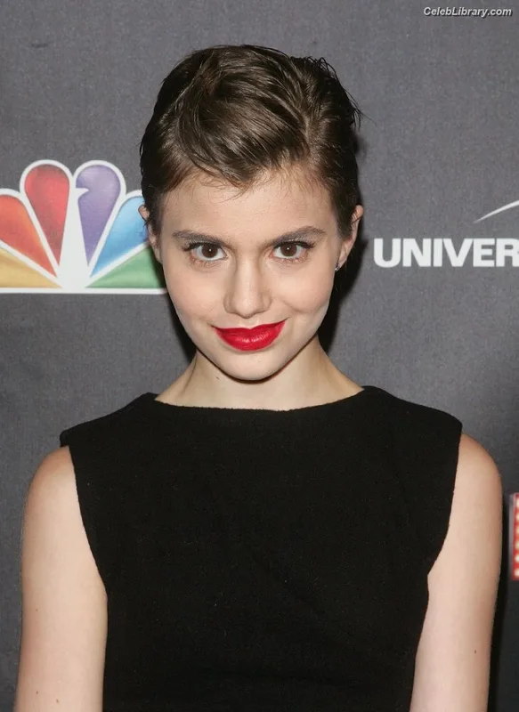 Sami Gayle photo 6 of 136