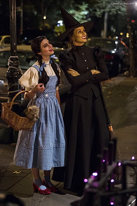 Sami Gayle photo 9 of 136