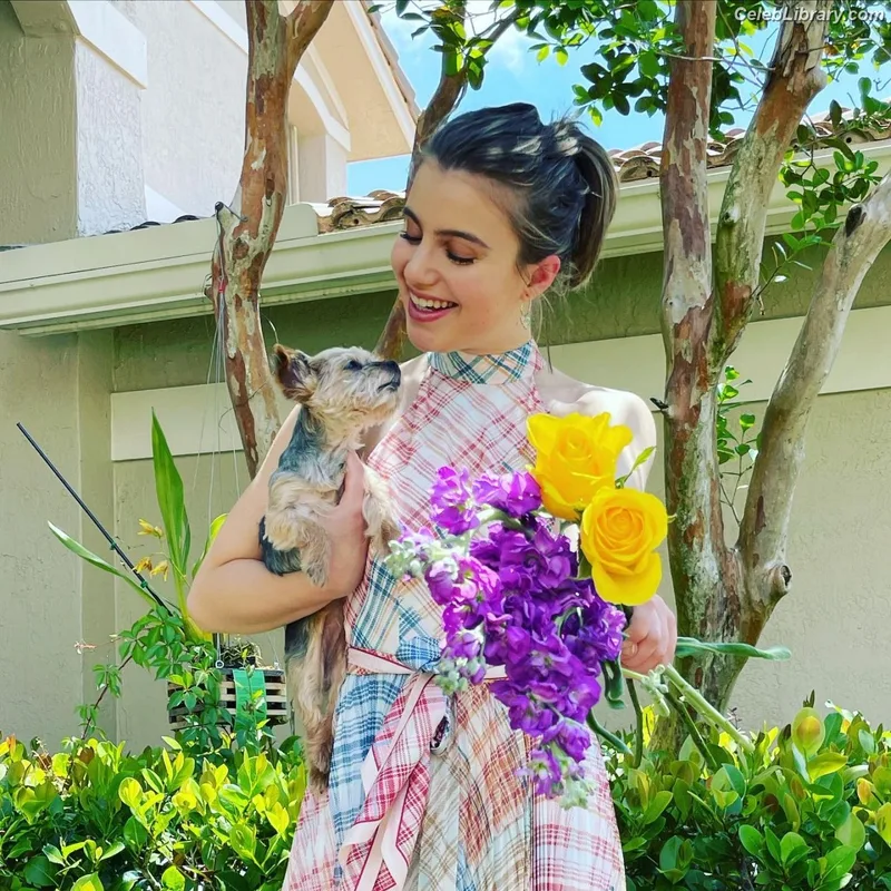 Sami Gayle photo 2 of 136