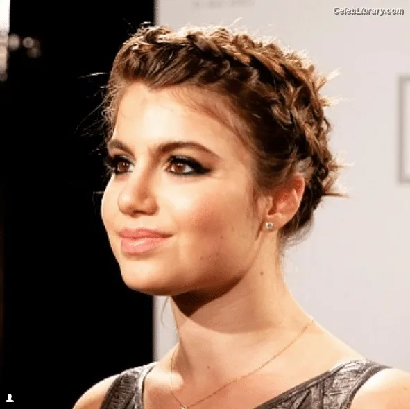 Sami Gayle photo 9 of 136
