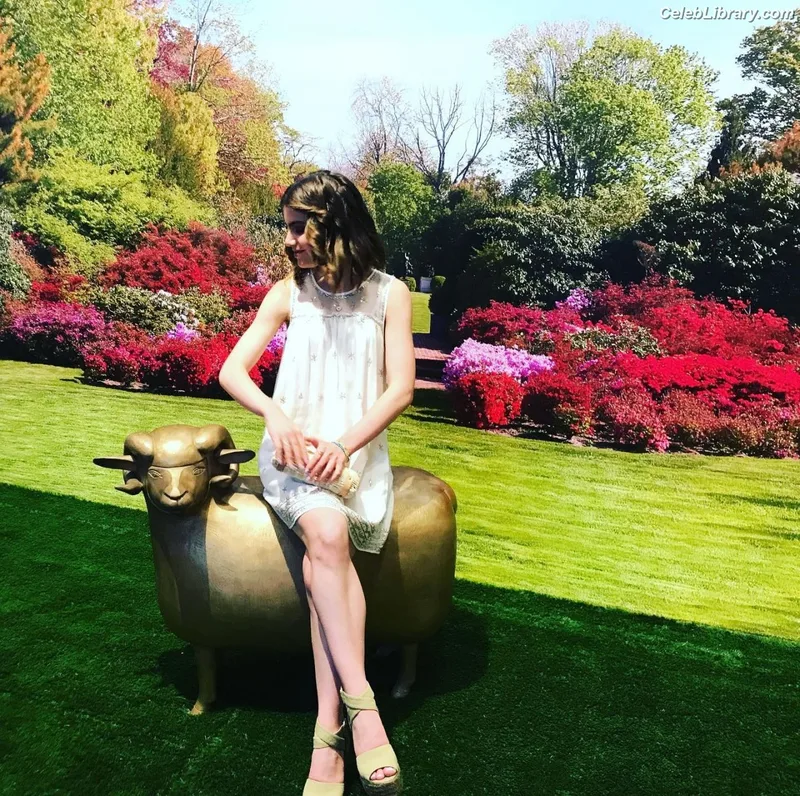 Sami Gayle photo 18 of 136