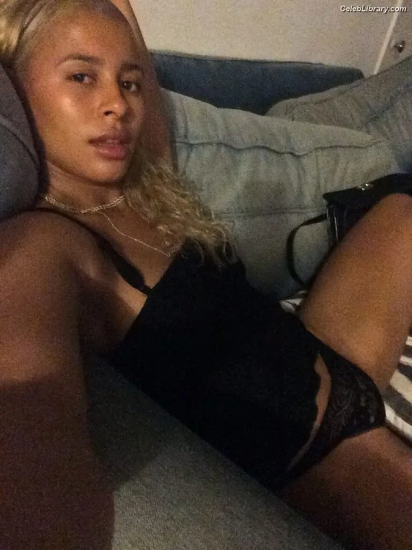 Sami Miro photo 1 of 79
