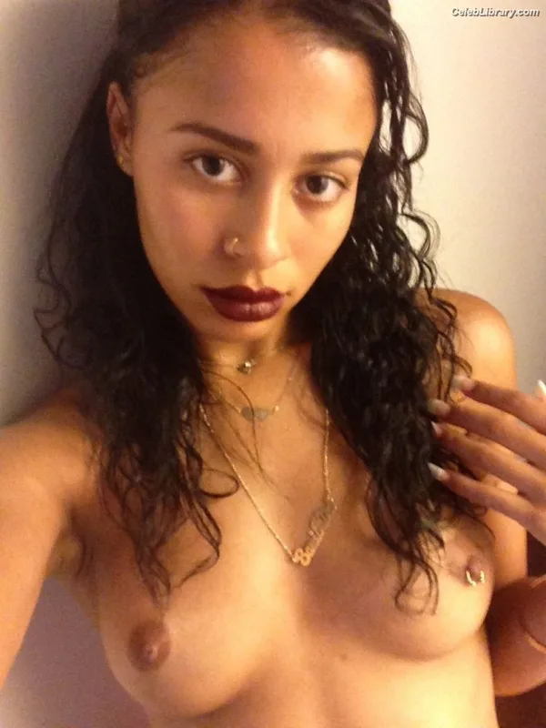 Sami Miro photo 24 of 79