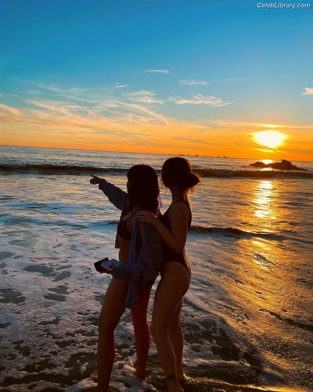 Sammi Hanratty photo 14 of 498