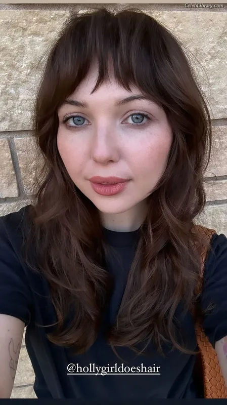 Sammi Hanratty photo 10 of 498