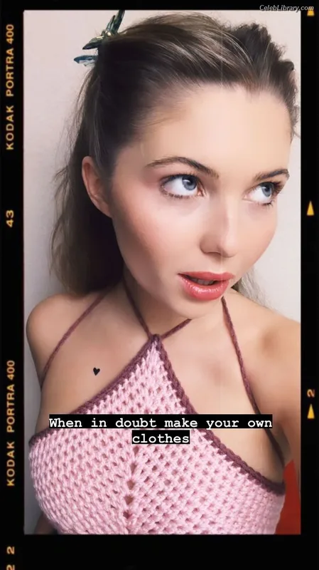 Sammi Hanratty photo 9 of 498
