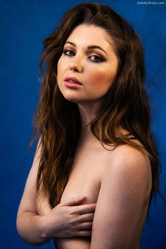 Sammi Hanratty photo 12 of 498
