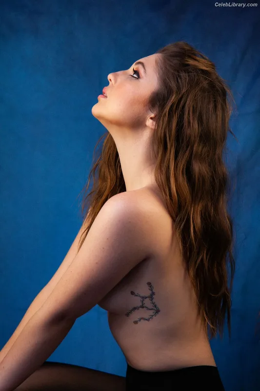 Sammi Hanratty photo 7 of 498