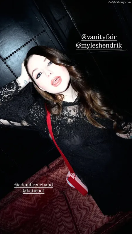 Sammi Hanratty photo 19 of 498