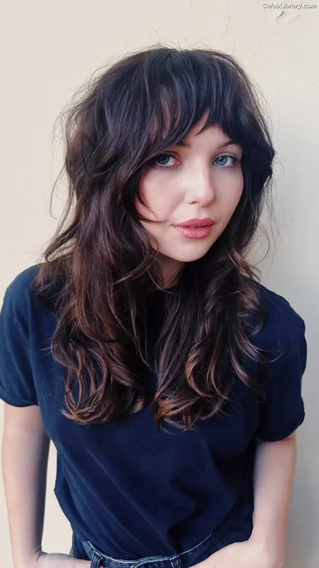 Sammi Hanratty photo 6 of 498