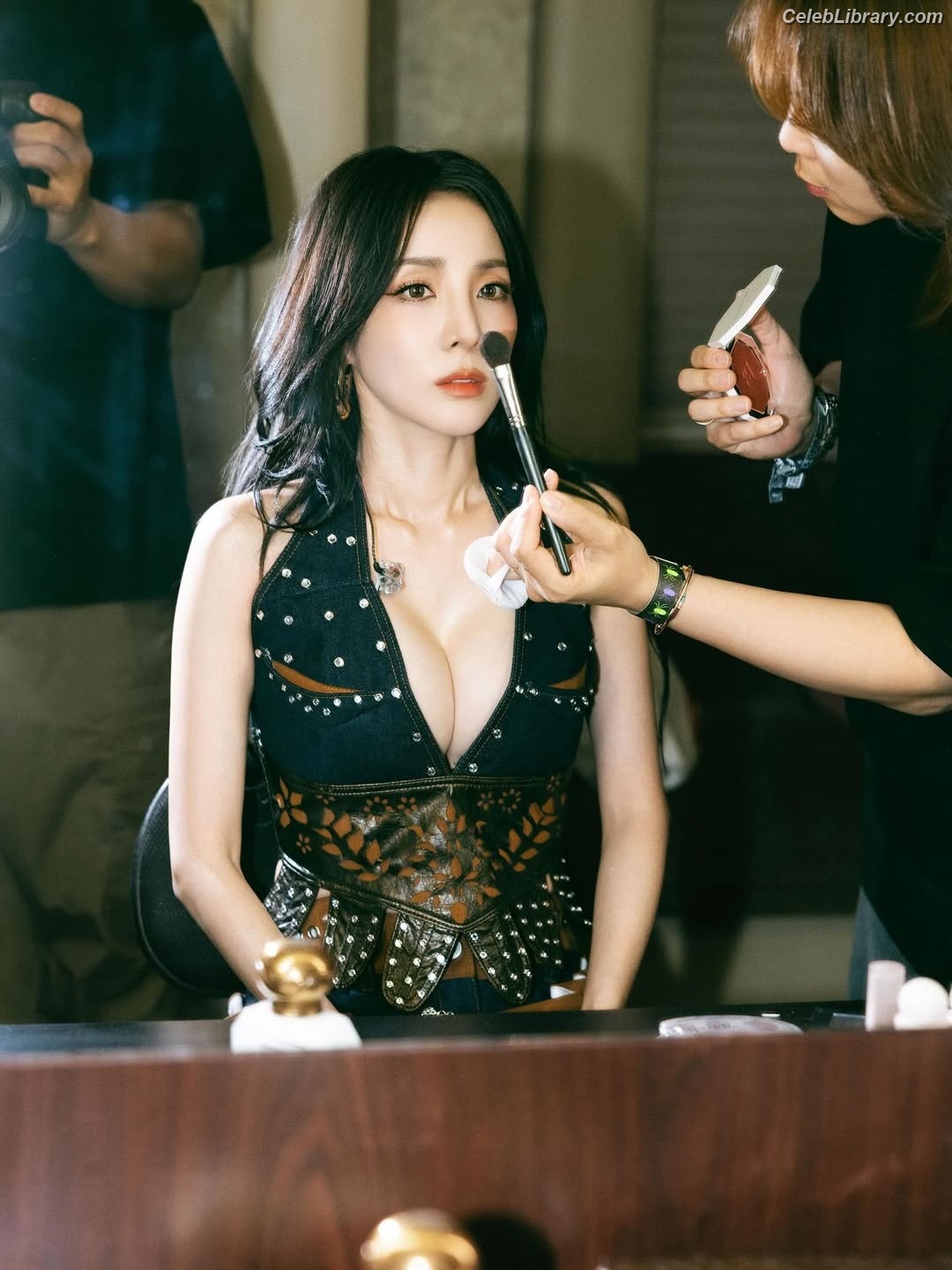 Sandara Park (2NE1) photo 9 of 40