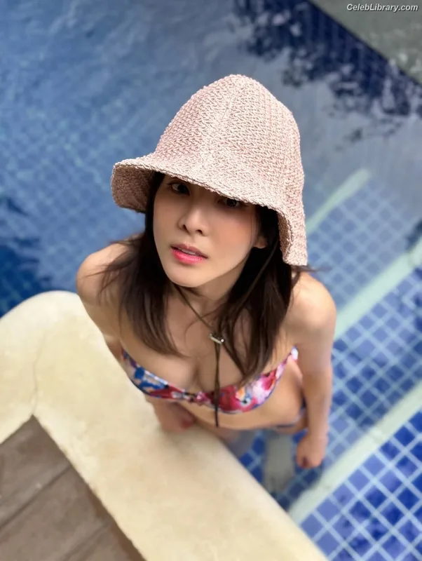 Sandara Park (2NE1) photo 2 of 40