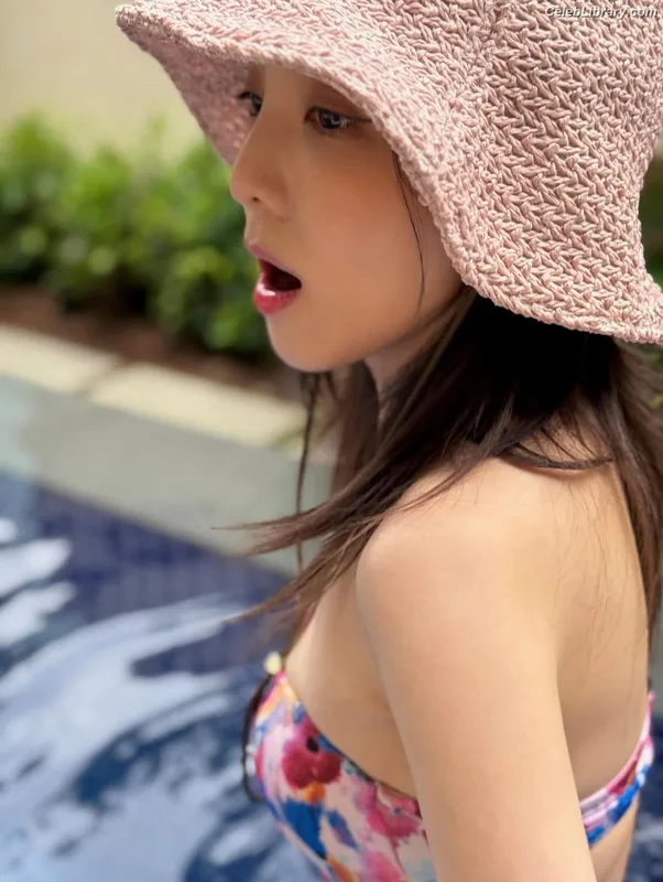 Sandara Park (2NE1) photo 6 of 40