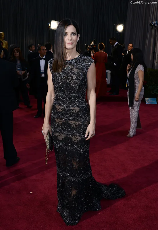 Sandra Bullock photo 23 of 128