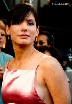 Sandra Bullock photo 17 of 128