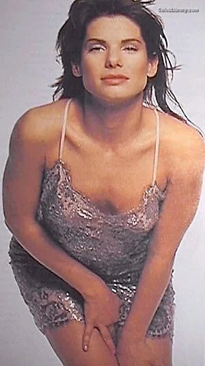 Sandra Bullock photo 1 of 128