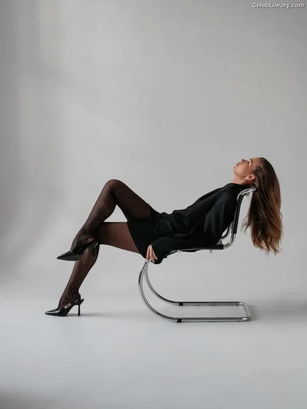 Sandra Kubicka photo 19 of 170