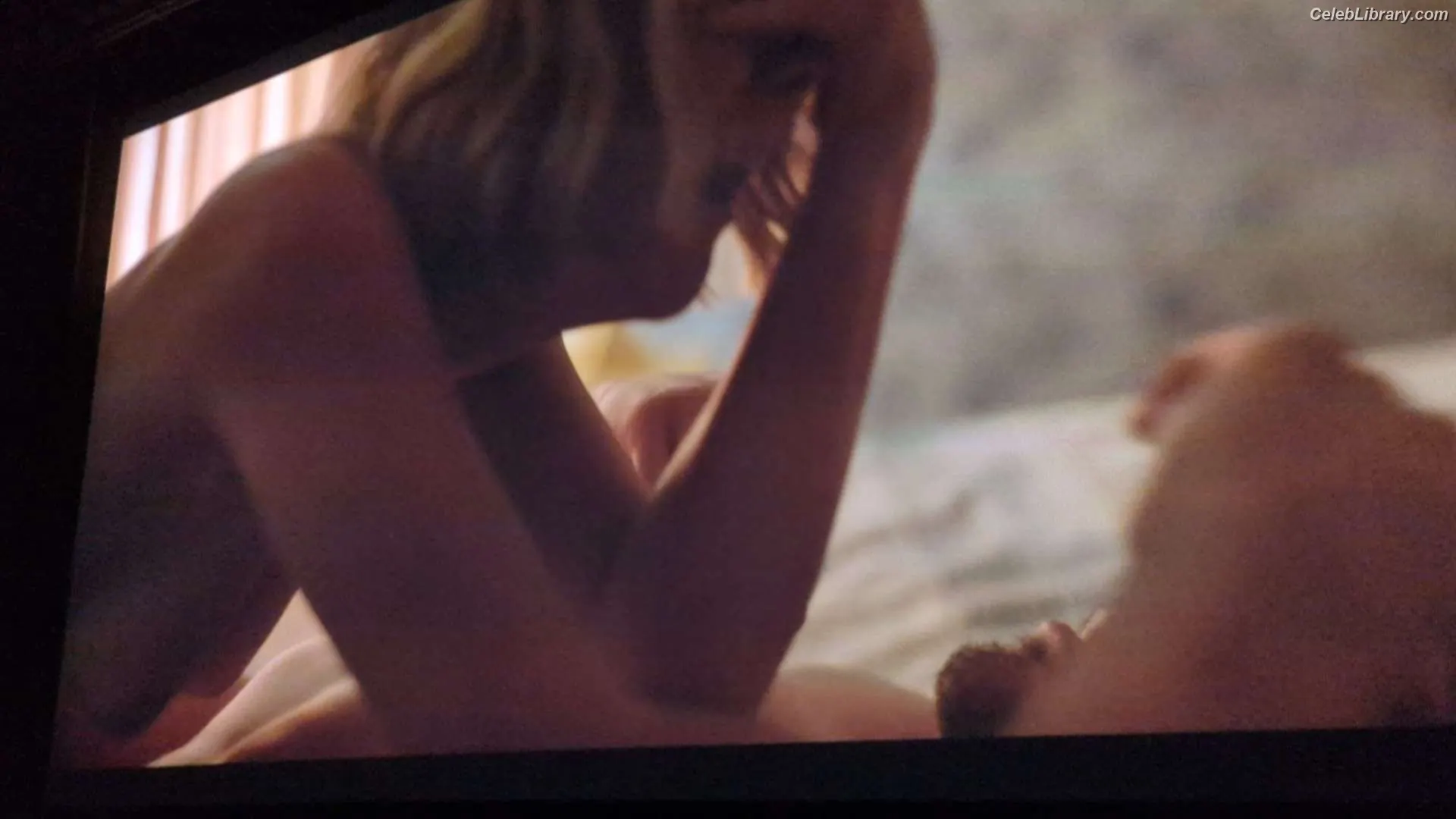 Saoirse Ronan photo 14 of 406