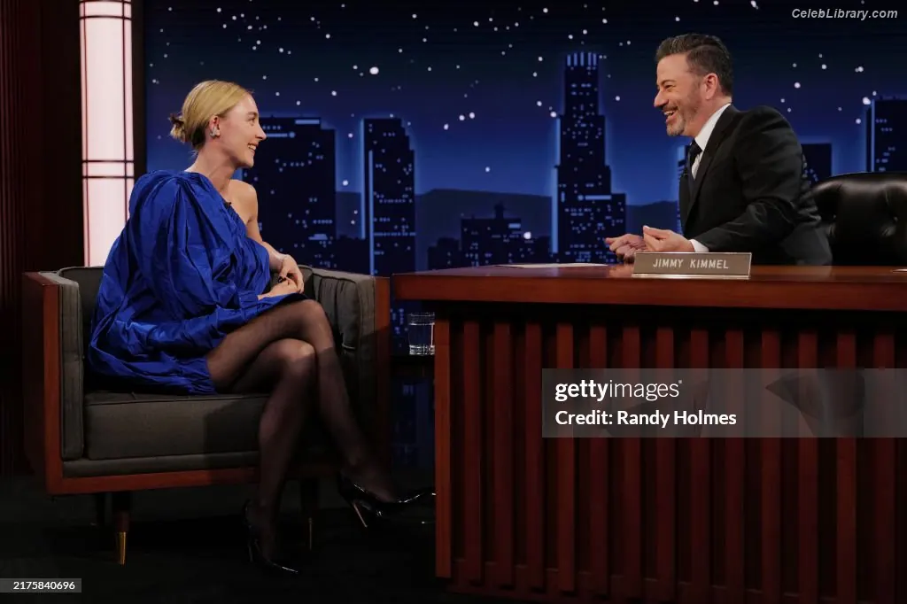 Saoirse Ronan photo 19 of 406