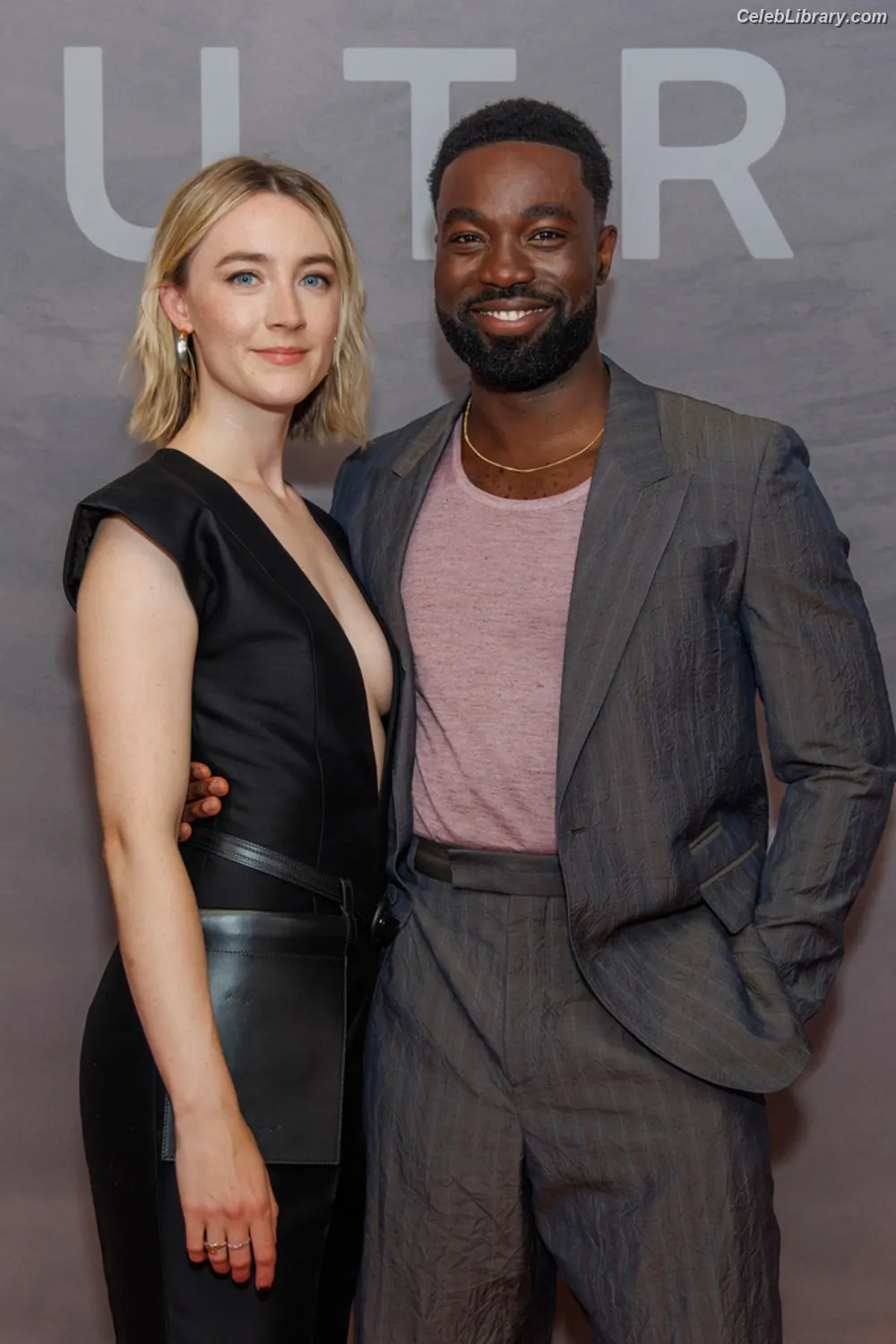Saoirse Ronan photo 20 of 406