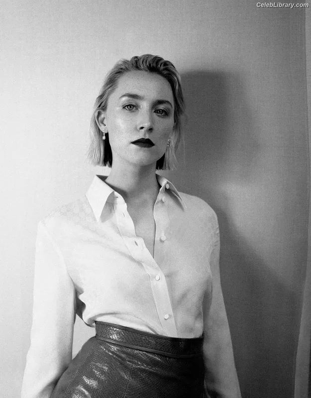 Saoirse Ronan photo 6 of 406